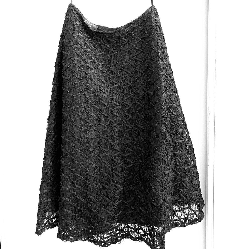 A-line black party skirt💃